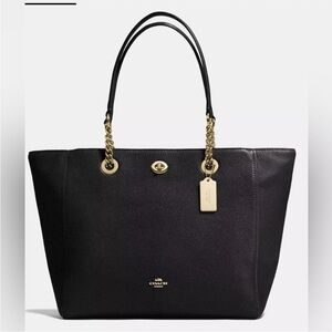 COACH turnlock chain pebbled leather tote bag